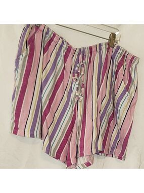Ladies DREAMS & CO Sleep Shorts in white w/stripes - 2X